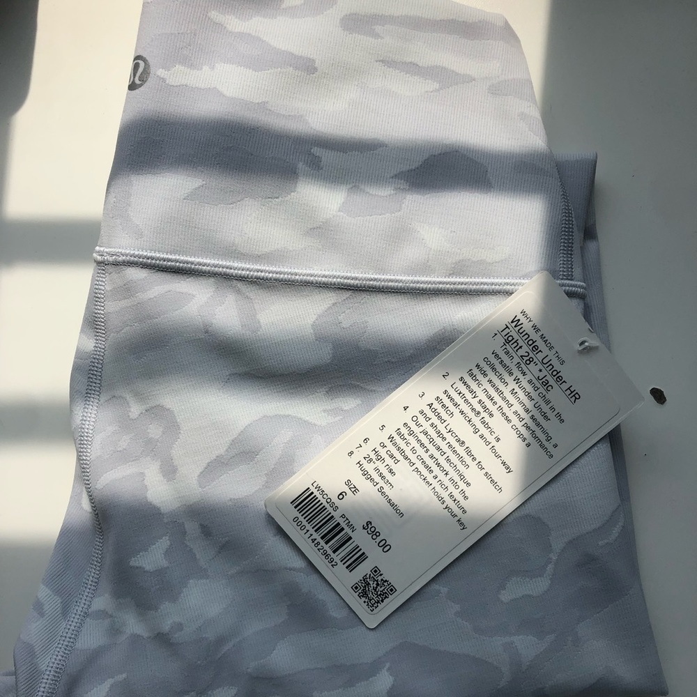 NWT Lululemon wunder under HR tight *Jac